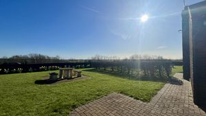 Photo 7- click for photo gallery